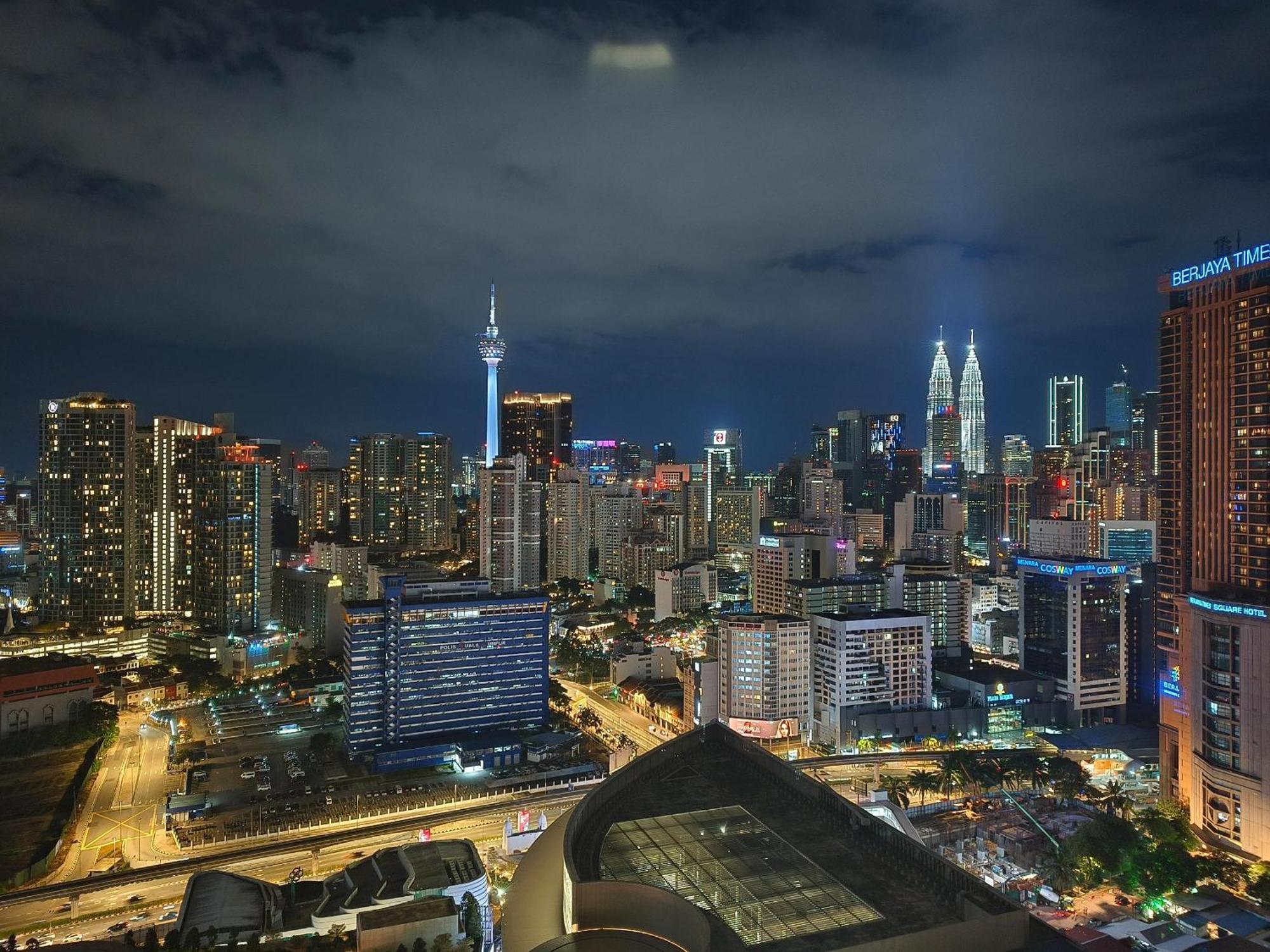Lucentia Suites Klcc By City View Kuala Lumpur Exterior foto