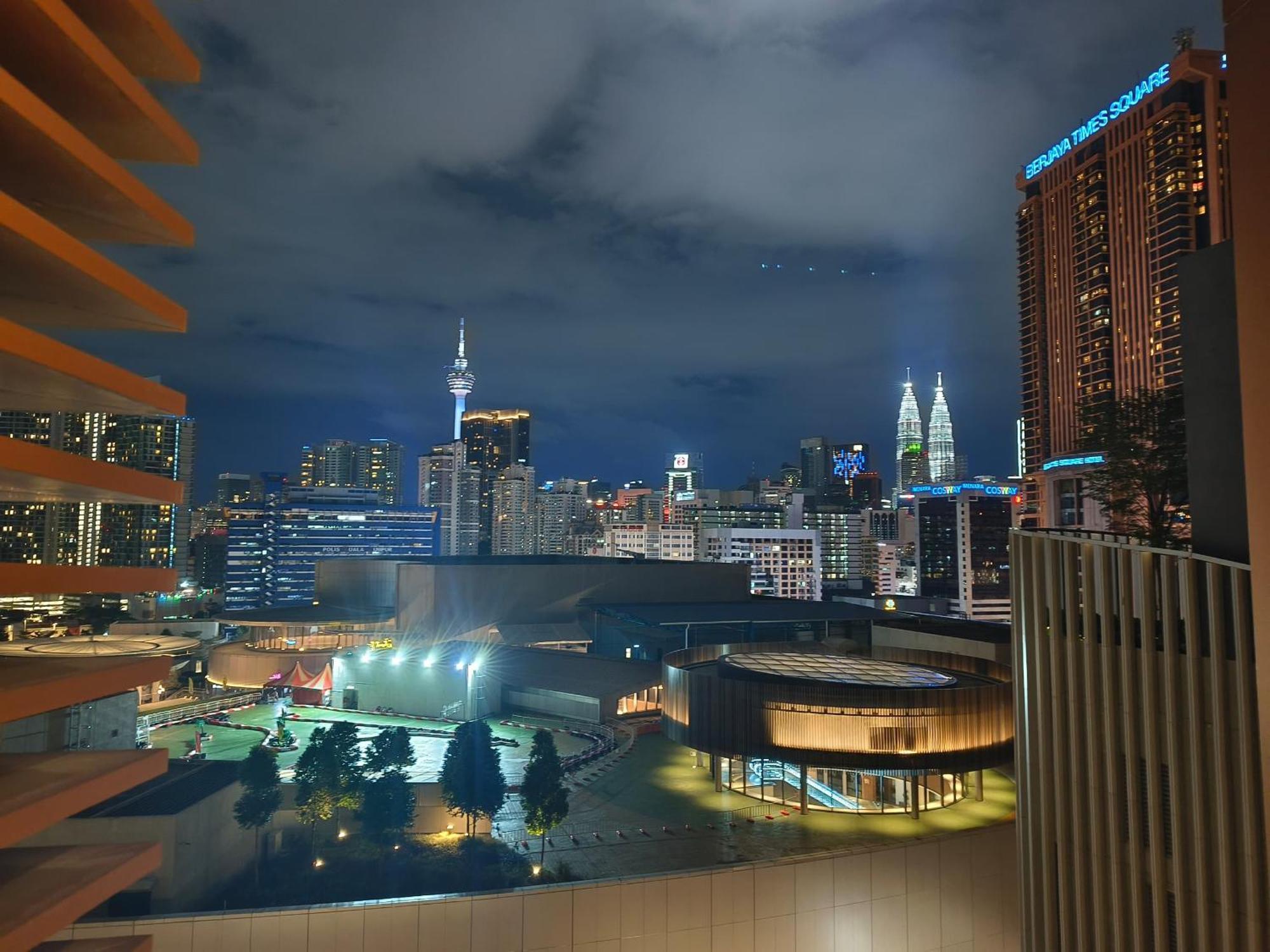 Lucentia Suites Klcc By City View Kuala Lumpur Exterior foto