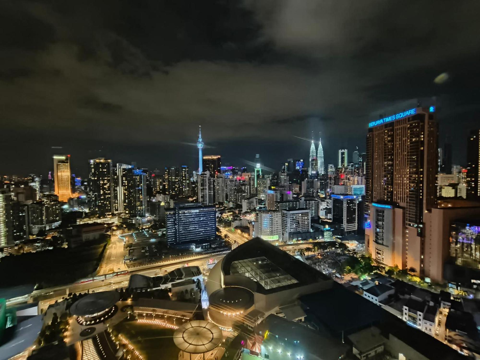 Lucentia Suites Klcc By City View Kuala Lumpur Exterior foto